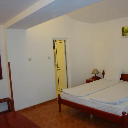 Hotel Family Diana 3*