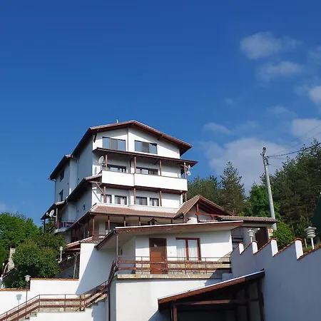 Hotel Family Diana Lyaskovo (Plovdiv)