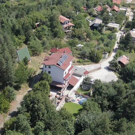 Hotel Family Diana Lyaskovo (Plovdiv)