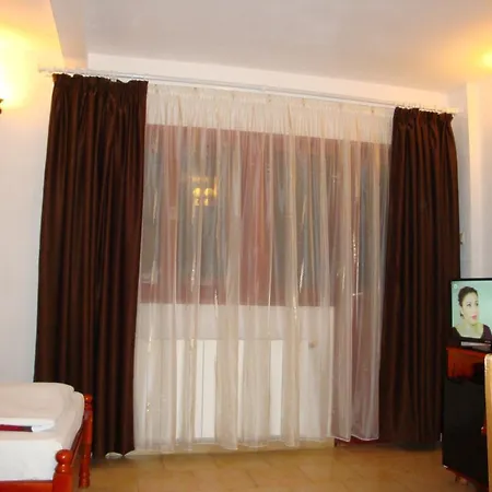 Hotel Family Diana Lyaskovo (Plovdiv)